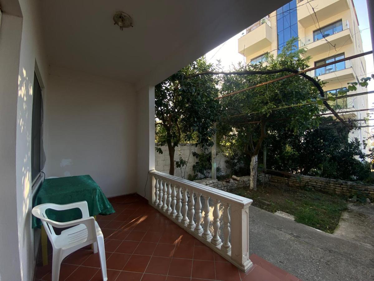 Rei'S Place Vlorë Exterior foto
