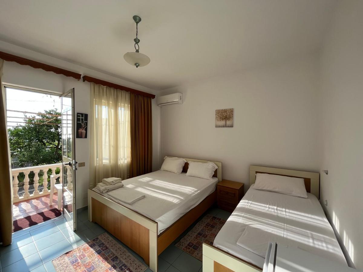 Rei'S Place Vlorë Exterior foto