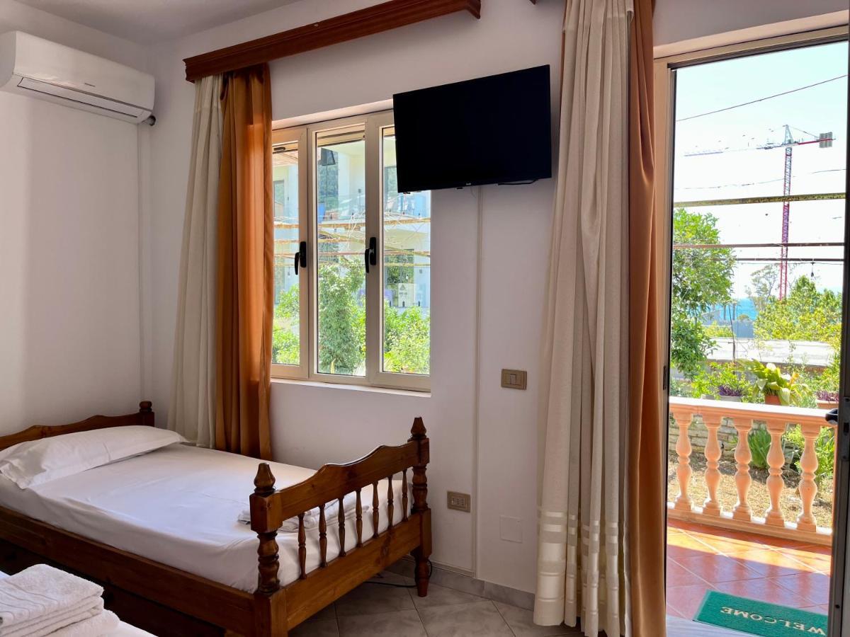 Rei'S Place Vlorë Exterior foto